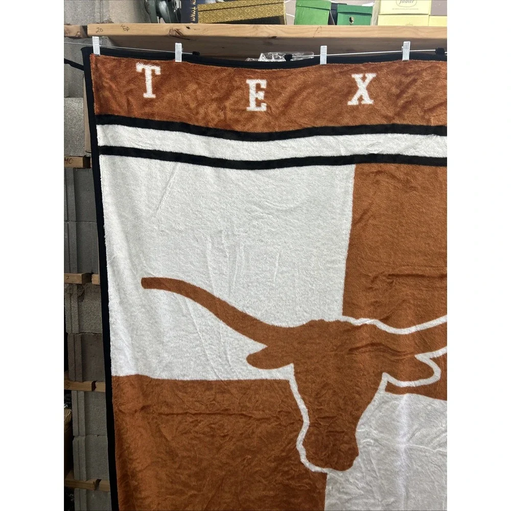 TEXAS LONGHORNS TWIN Throw SIZE ACRYLIC 60X78‎ BLANKET Hook Em Horns!